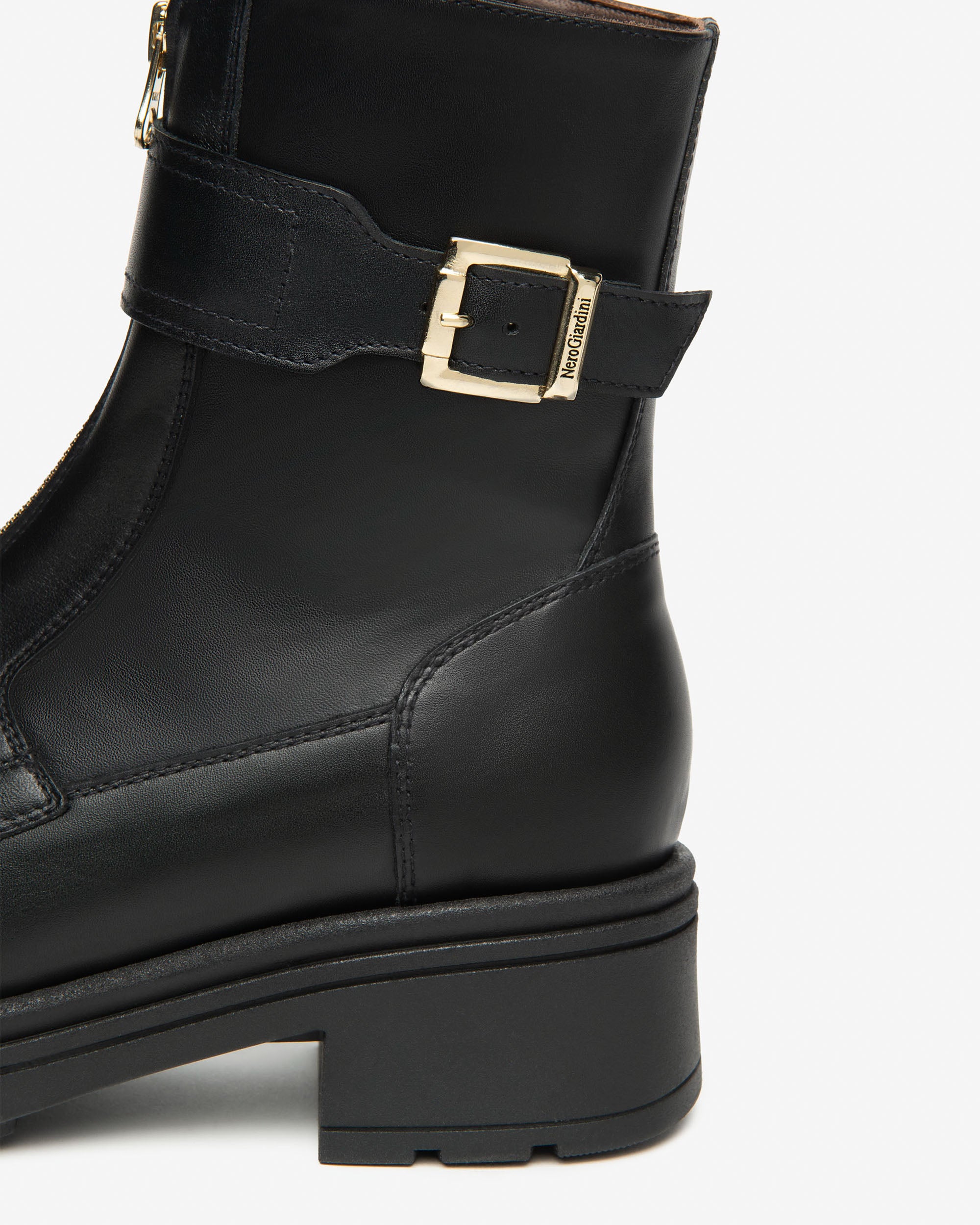 An image of the Nero Giardini Guanto Leather Ankle Boots
