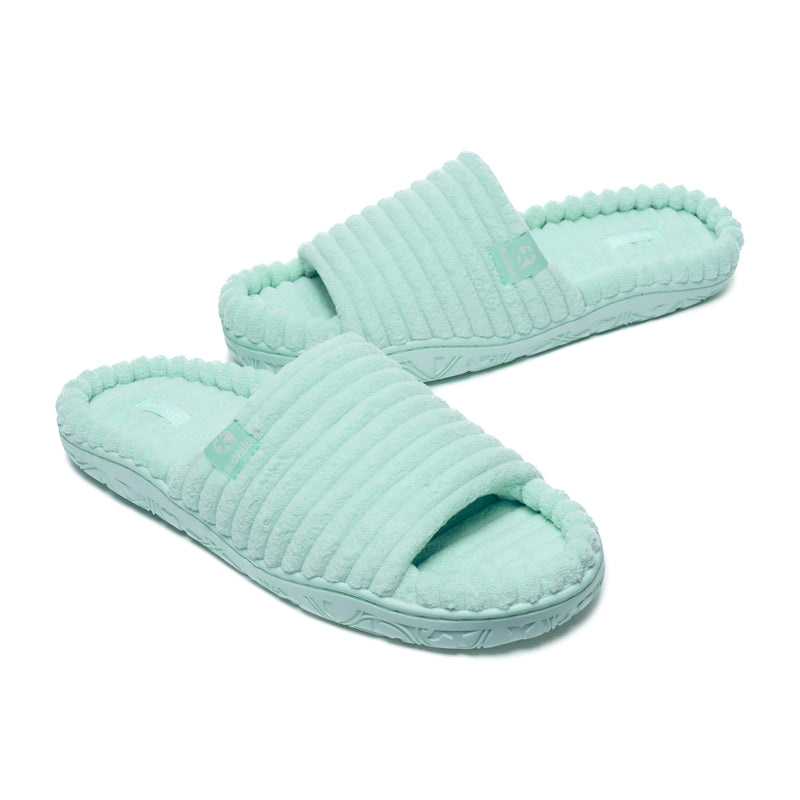 An image of the Bedroom Athletics Judy Jumbo Cord Slipper Slider