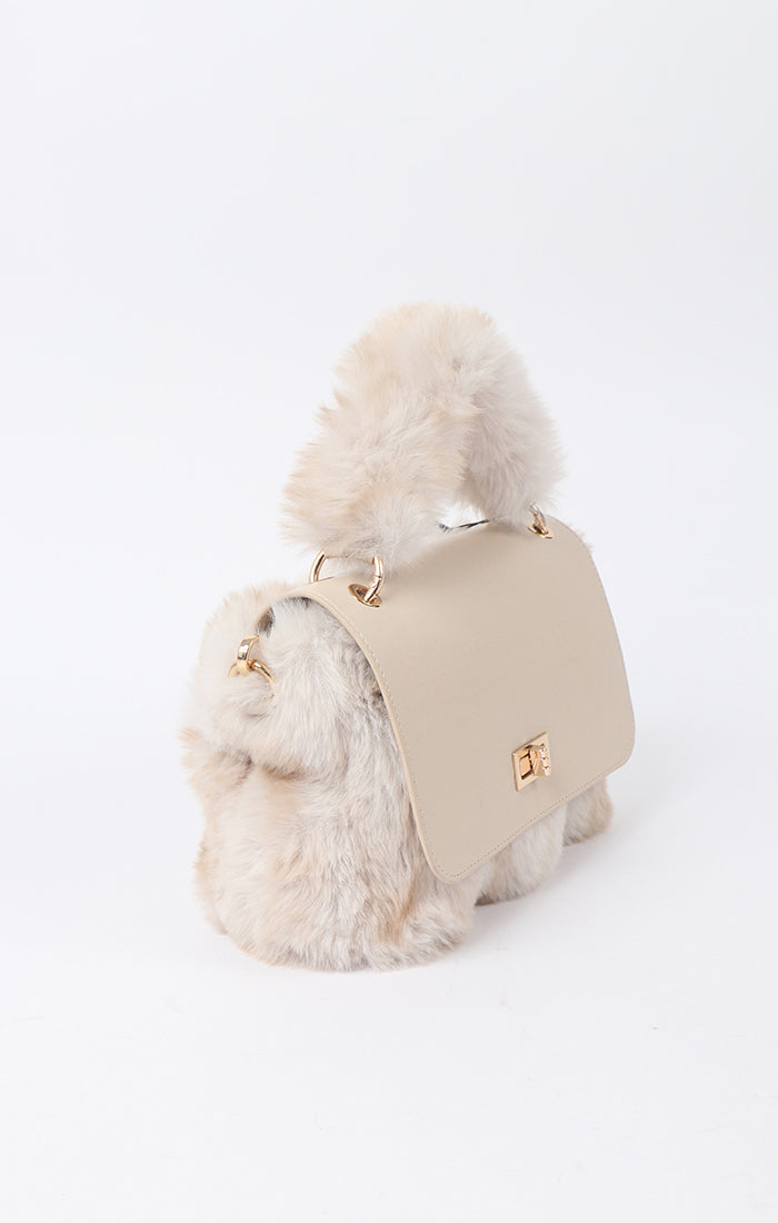 An image of the Pia Rossini Bag