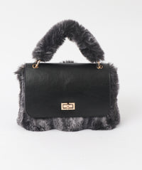 An image of the Pia Rossini Keeva Bag