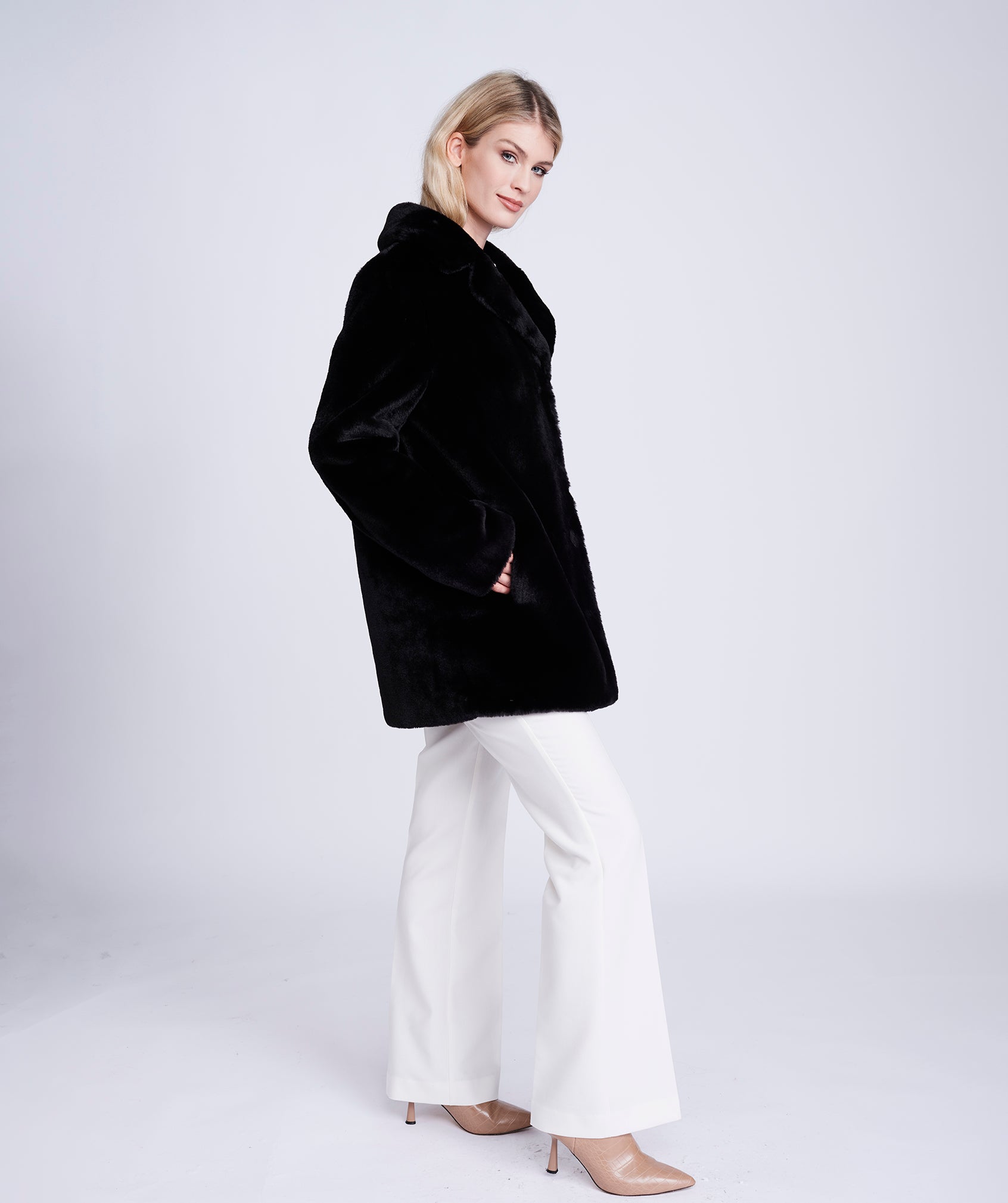 An image of the Pia Rossini Kennedy Coat