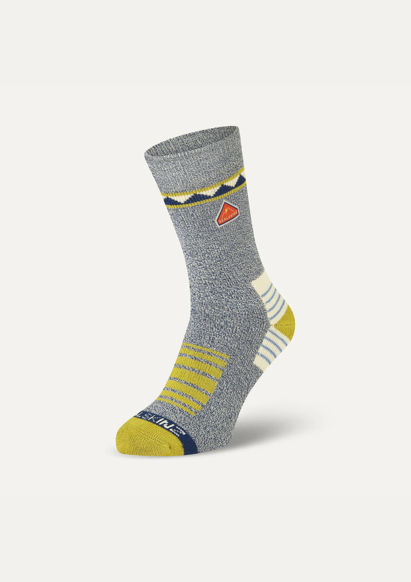 An image of the Sealskinz Kimberley Bamboo Mid Length Hiking Sock