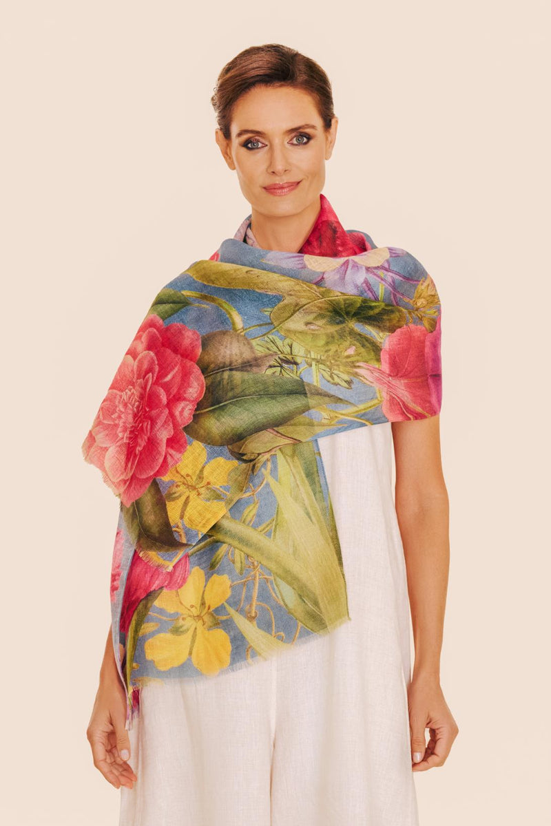 An image of the Powder Linen/Cotton Mix Scarf
