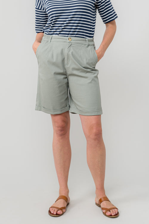 An image of the Lily & Me Marine Shorts Twill