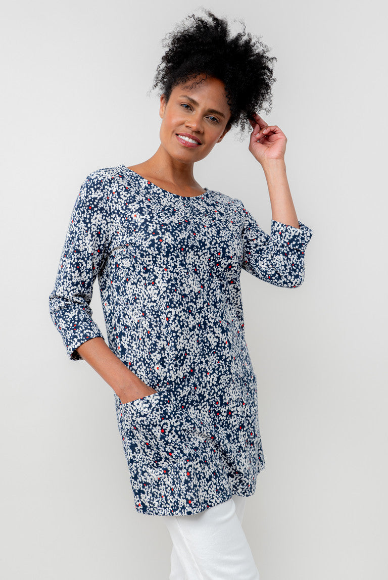 An image of the Lily & Me Coastal Tunic