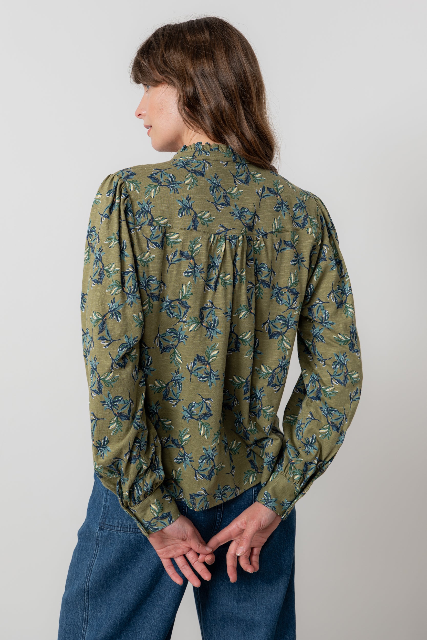 An image of the Lily & Me Wayfaring Blouse Foliage