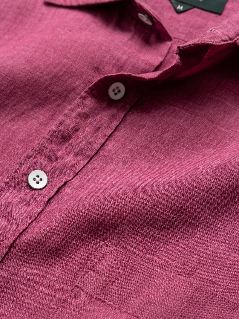 Rodd & Gunn Coromandel Long Sleeve Shirt. A long sleeve shirt with collared neckline, button closures and faded look. This shirt is a berry colour.