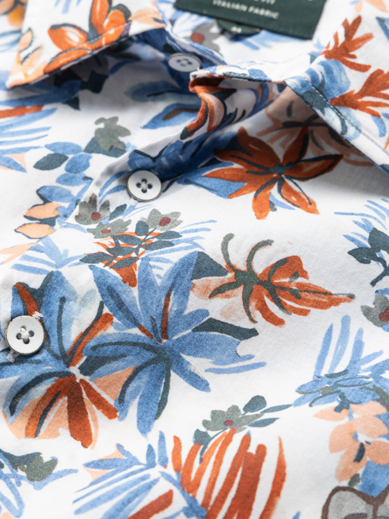 Rodd & Gunn Oyster Cove Shirt. A sports fit shirt with short sleeves, collared neckline, metal buttons and multicoloured leaf print.