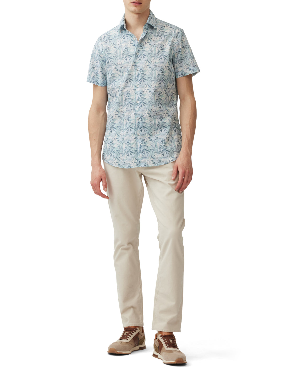 An image of the Rodd & Gunn Cherry Tree Bay Sports Fit Shirt
