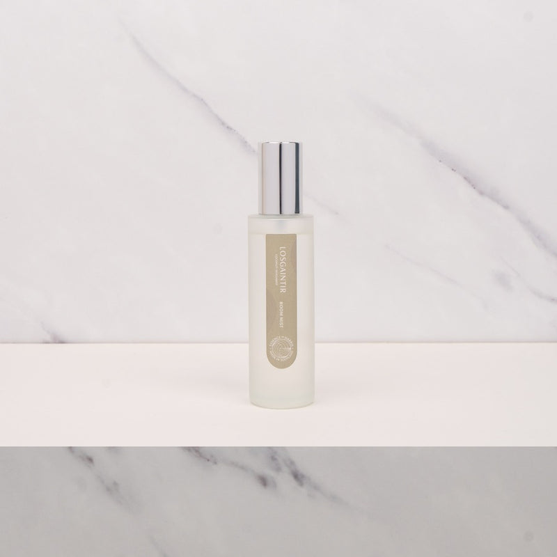 An image of the Essence of Harris Room Mist