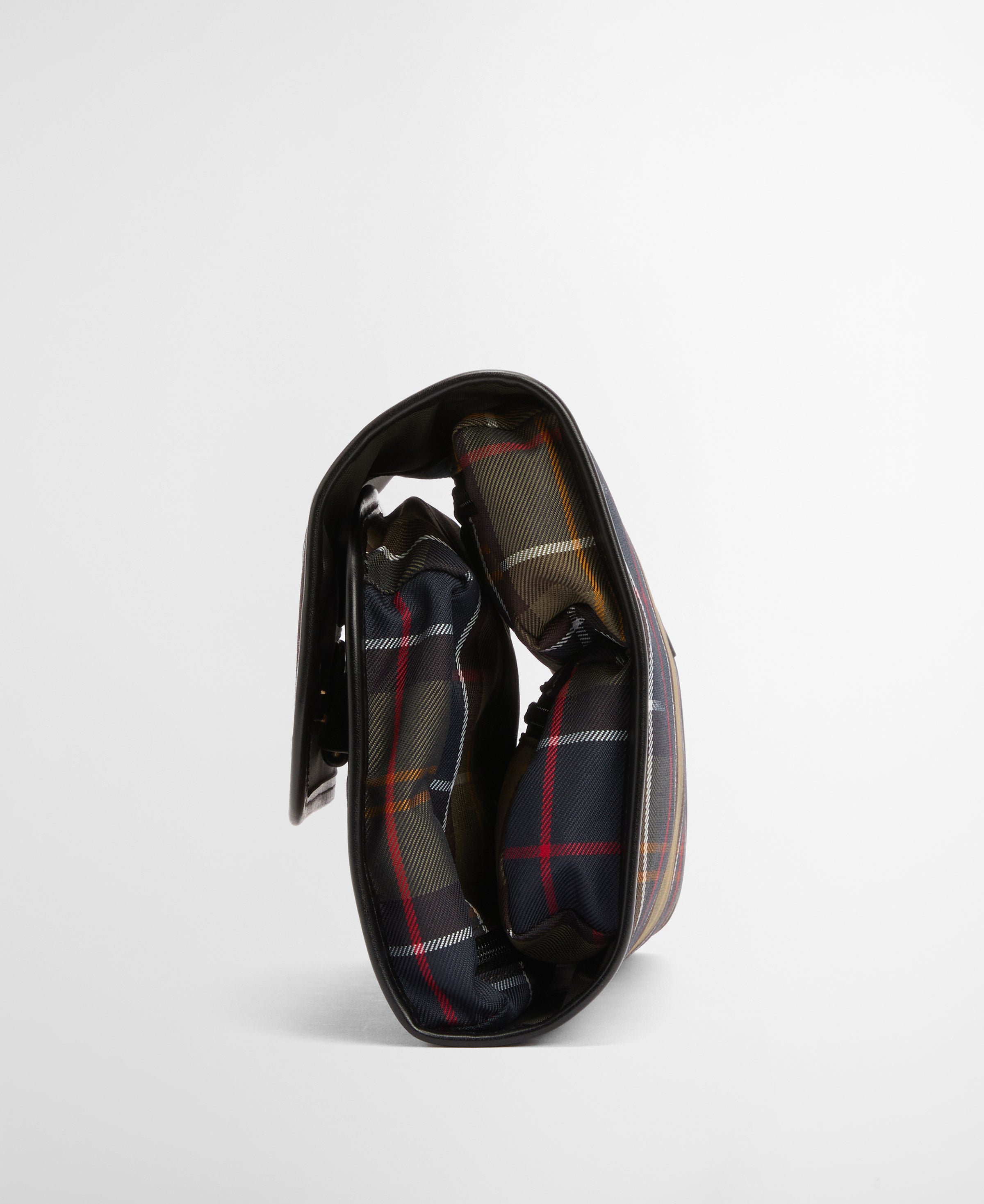 An image of the Barbour Tartan Hanging Washbag