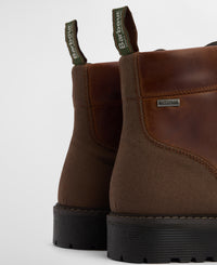 An image of the Barbour Harrison Boots