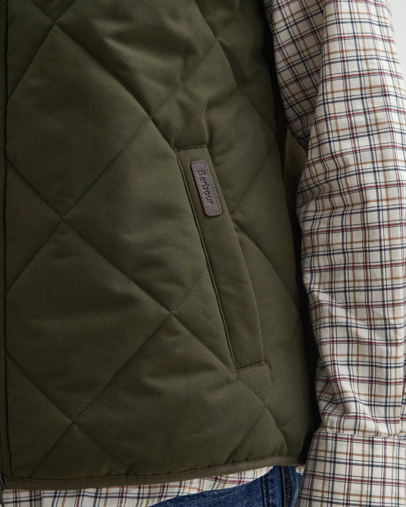 An image of the Barbour Hybrid Gilet
