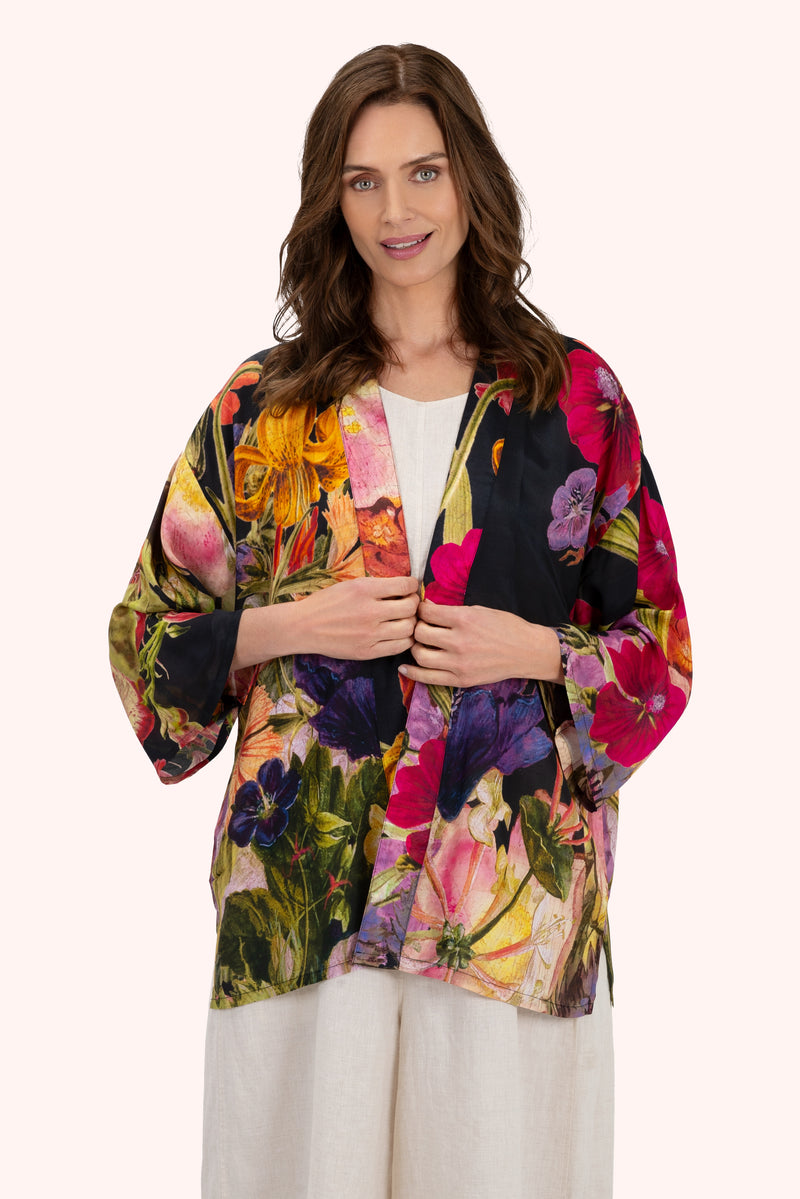 An image of the Powder Midnight Posy Mid-length Kimono