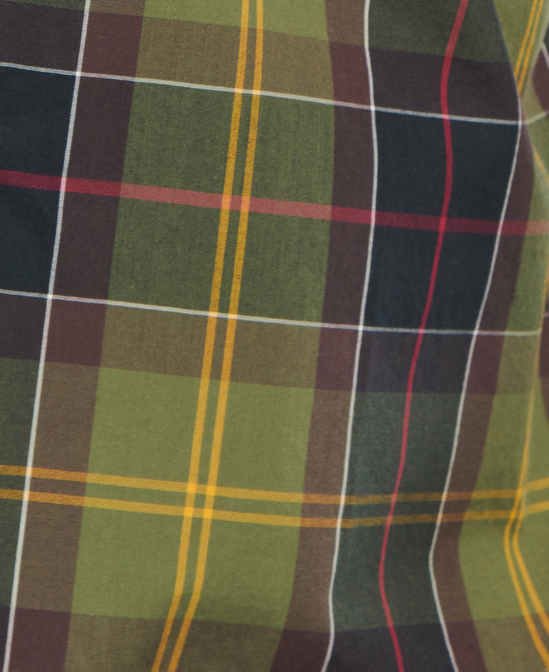 An image of the Barbour Kippford Tailored Long-Sleeved Shirt in the colour Classic Tartan.