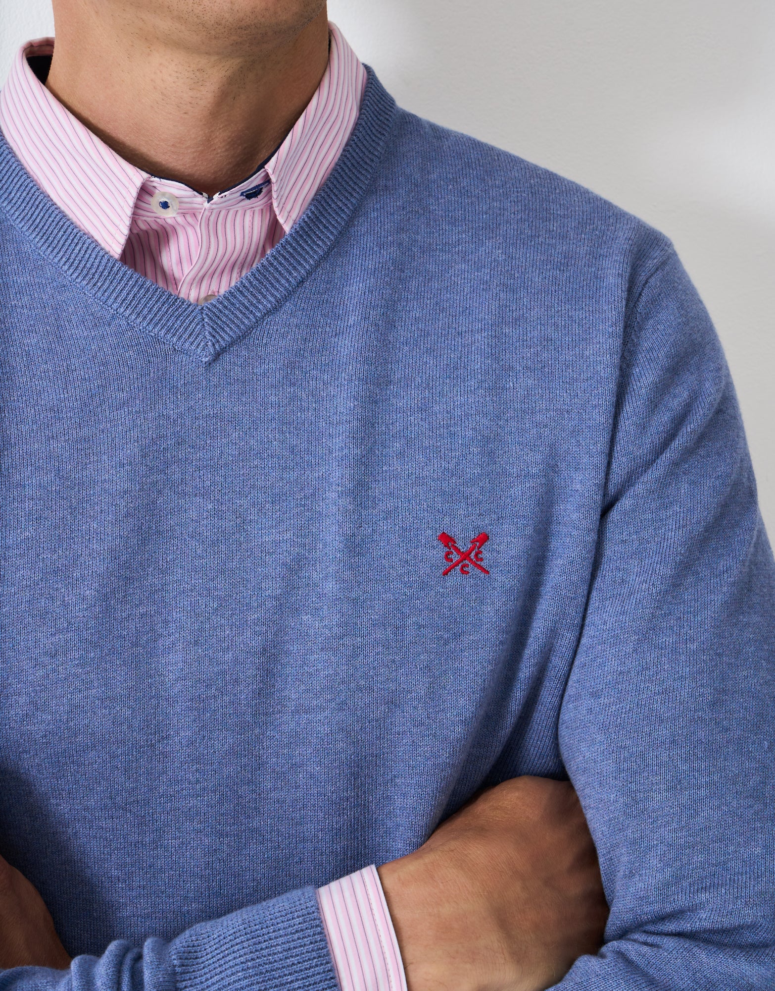 An image of the Crew Clothing Organic Cotton Vee