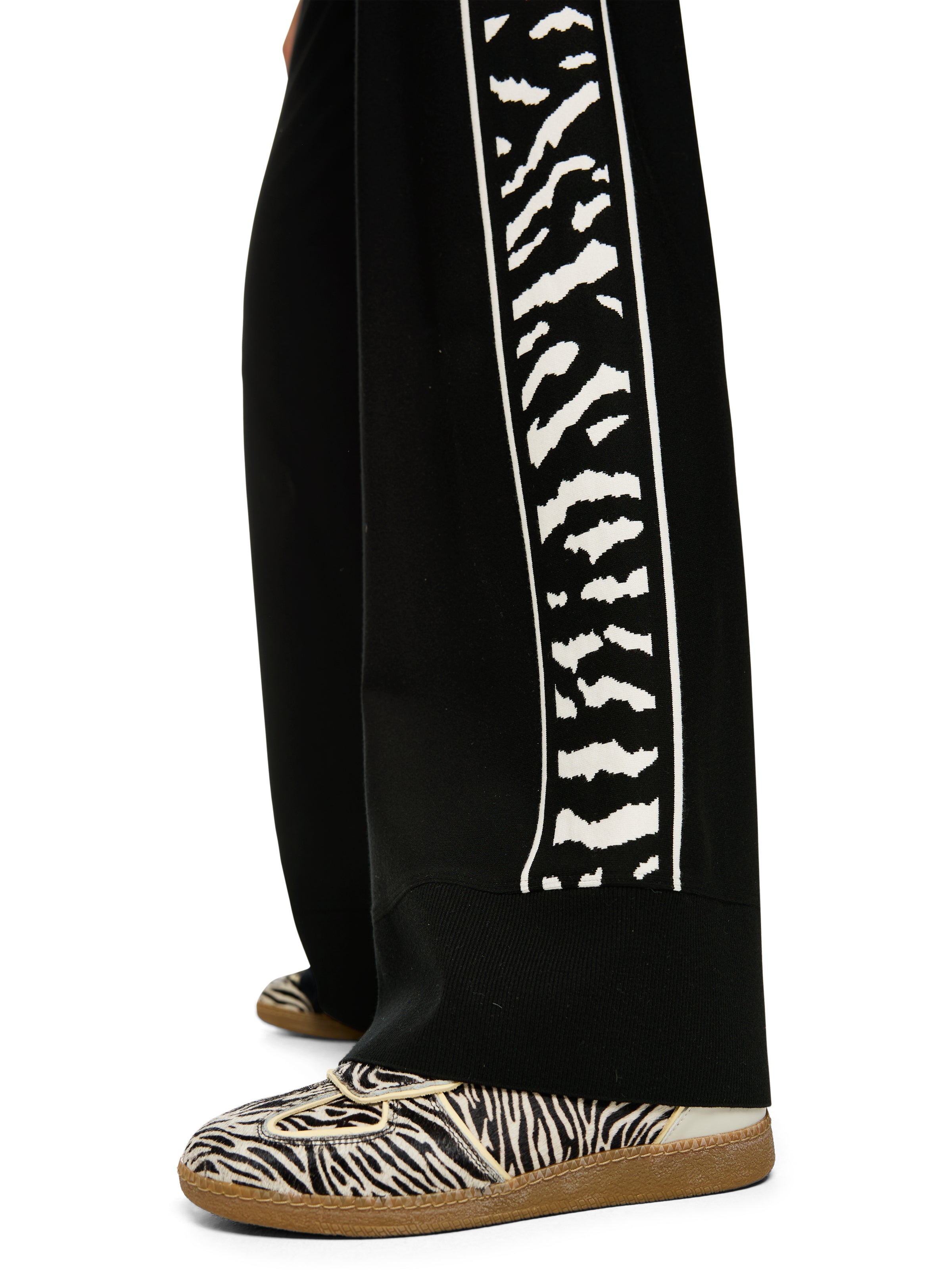 An image of the Marc Cain WELKOM Trousers