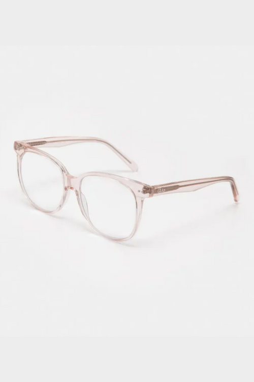 GLAS Maya Readers. Oversized fit reading glasses with an bold acetate frame in the colour rose quartz.