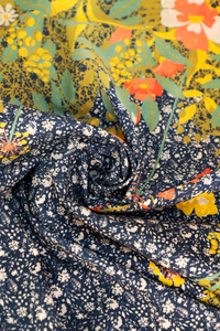 Floral Hedgerow Cotton Poplin Scarf - Navy