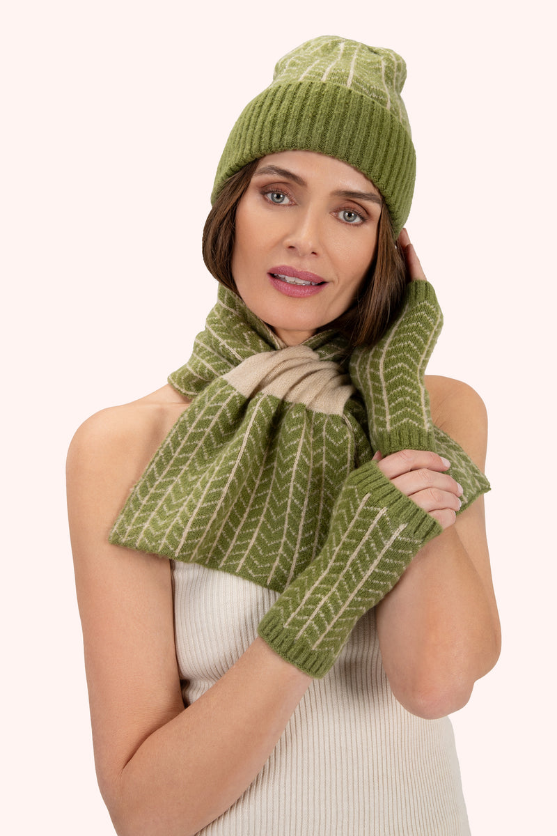 An image of the Powder Niamh Scarf