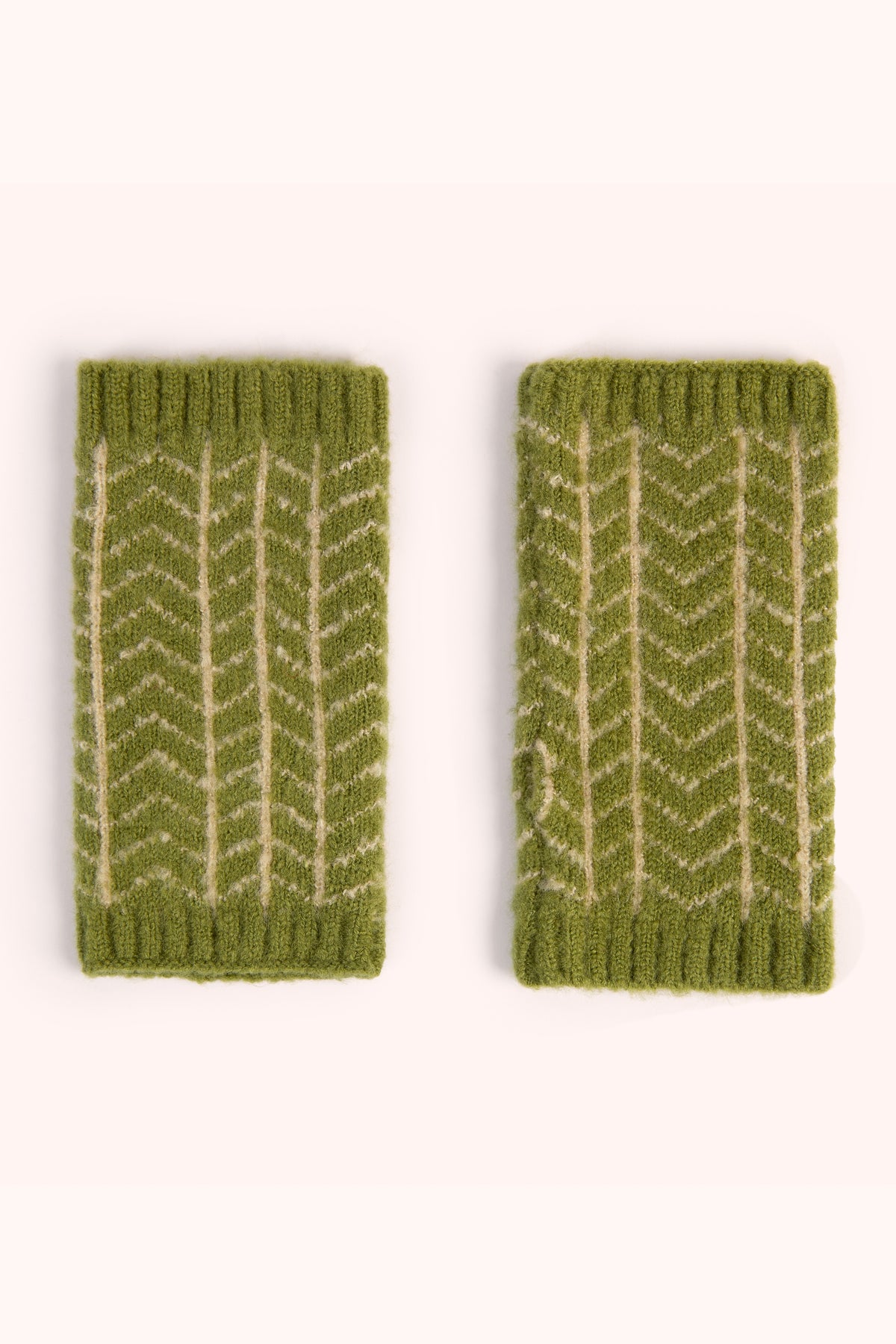 An image of the Powder Niamh Wrist Warmers