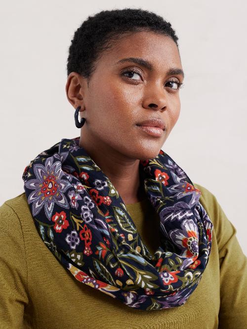 An image of the Seasalt New Everyday Circle Scarf