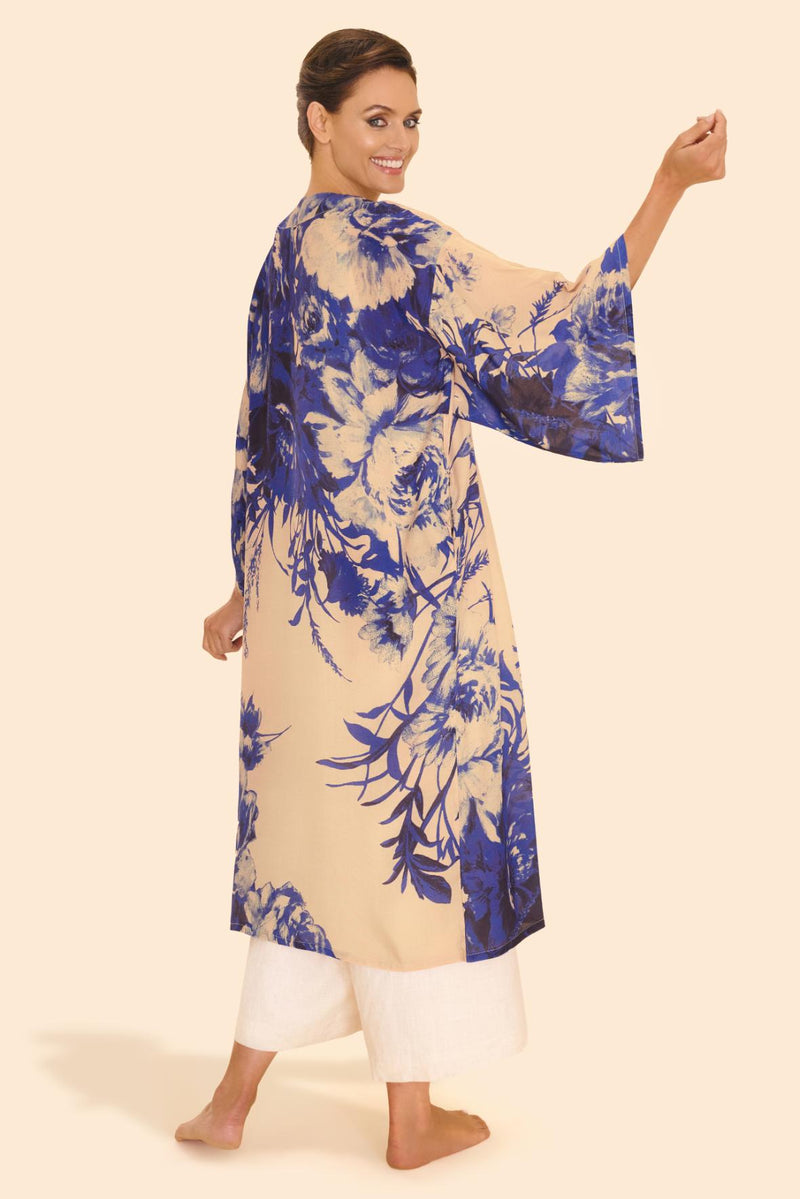 An image of the Powder Kimono Gown