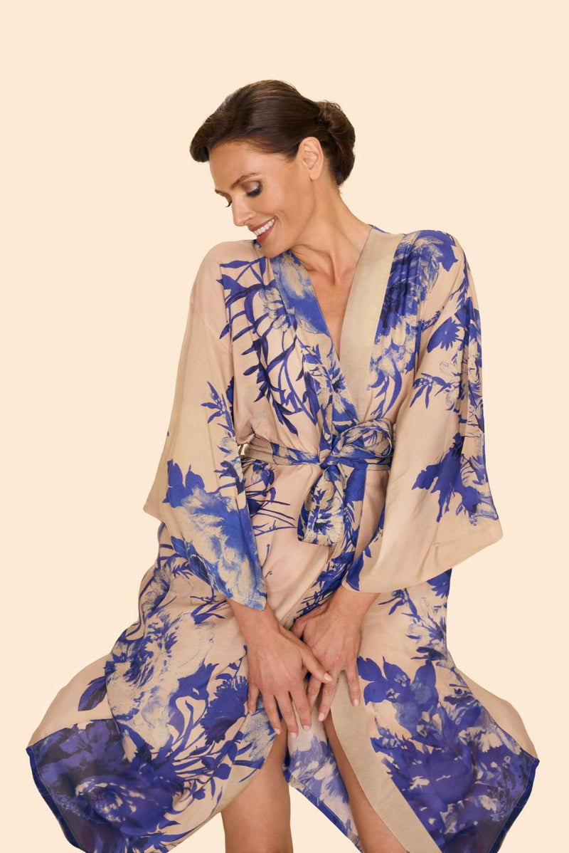 An image of the Powder Kimono Gown