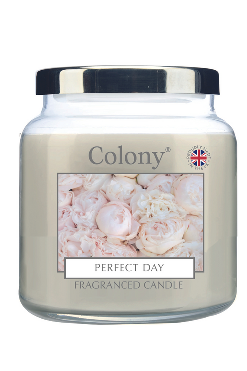 Wax Lyrical Medium Jar Candle. A medium candle in the scent Perfect Day.