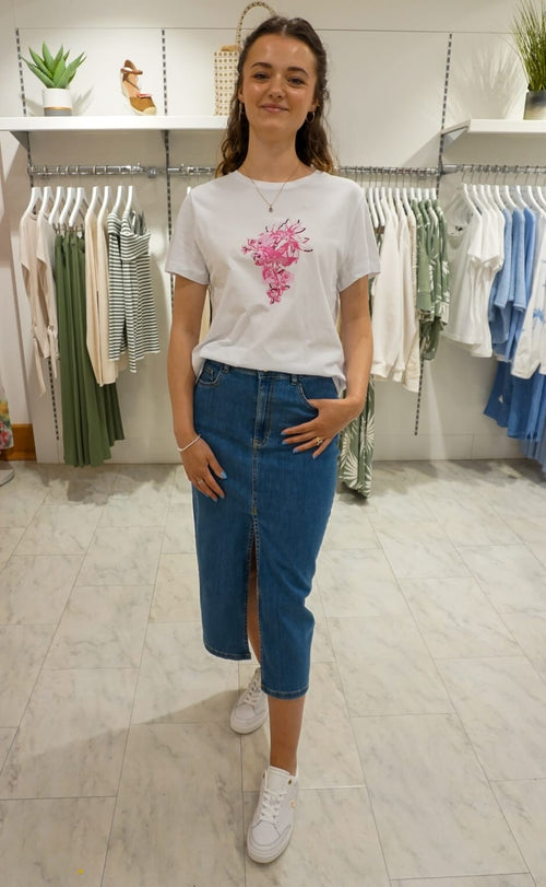 An image of the Emme Foglia T-Shirt