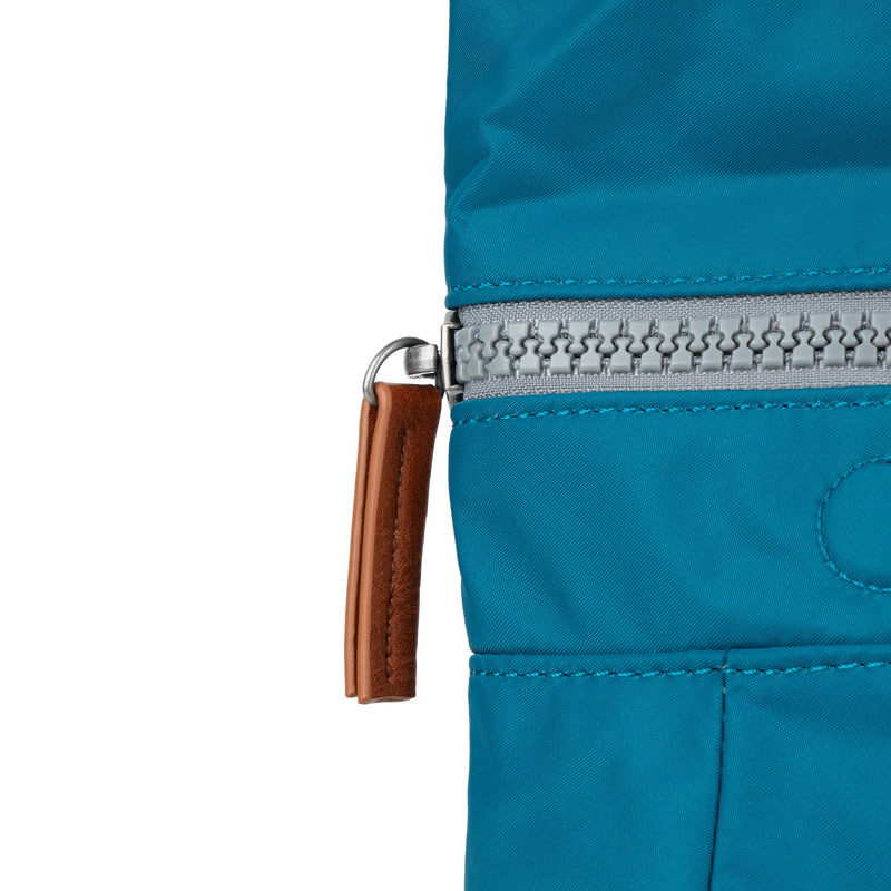An image of the ROKA London Canfield B Backpack