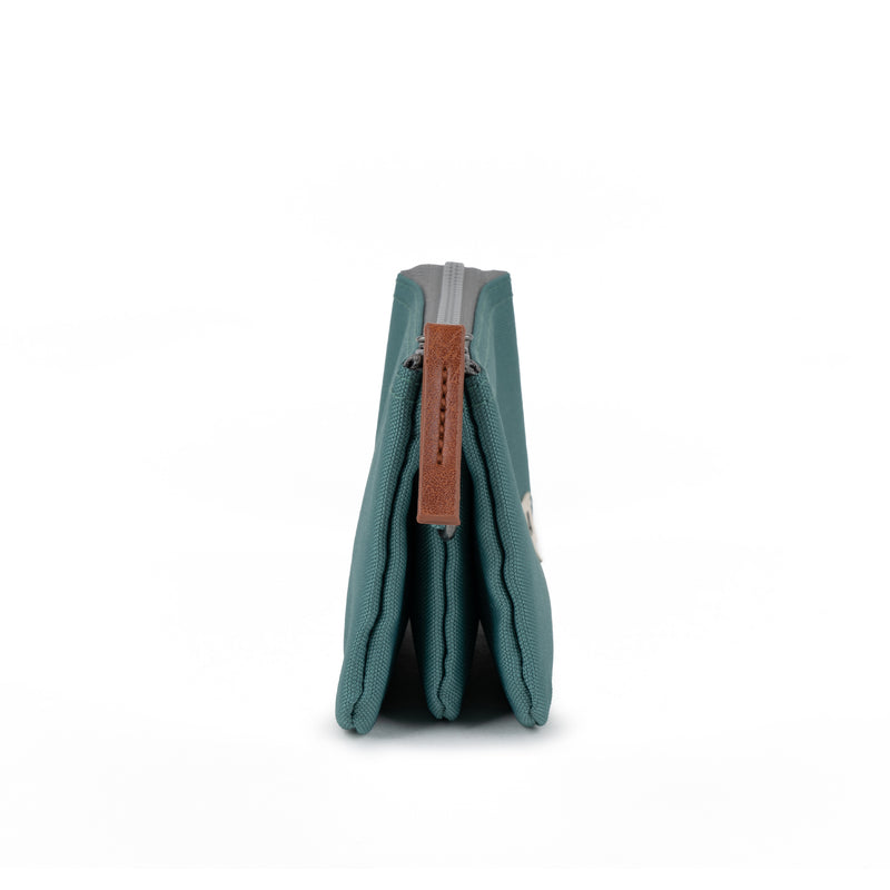 An image of the ROKA London Carnaby Purse