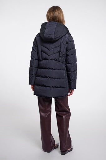 Nusa Coat