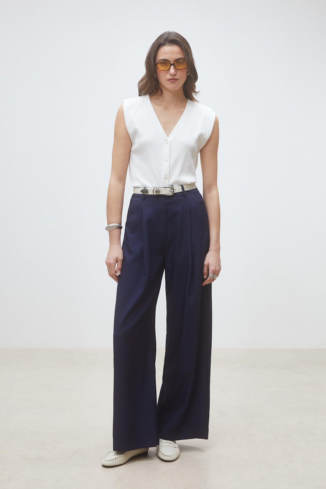 An image of the Suncoo Japon Trouser