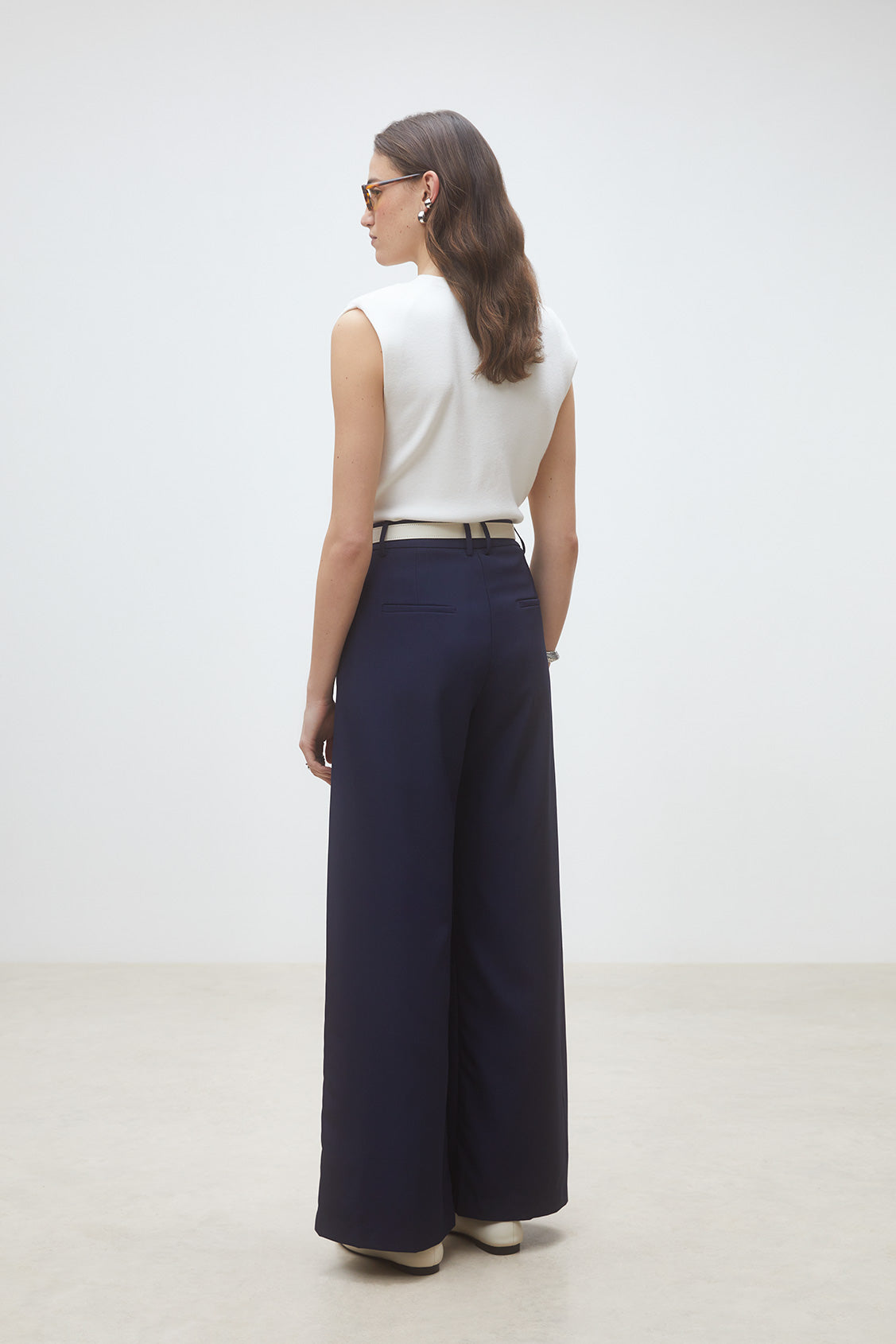 An image of the Suncoo Japon Trouser