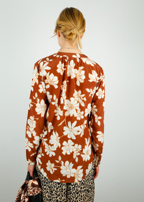 An image of the Primrose Park Sandy Viscose - S.Floral