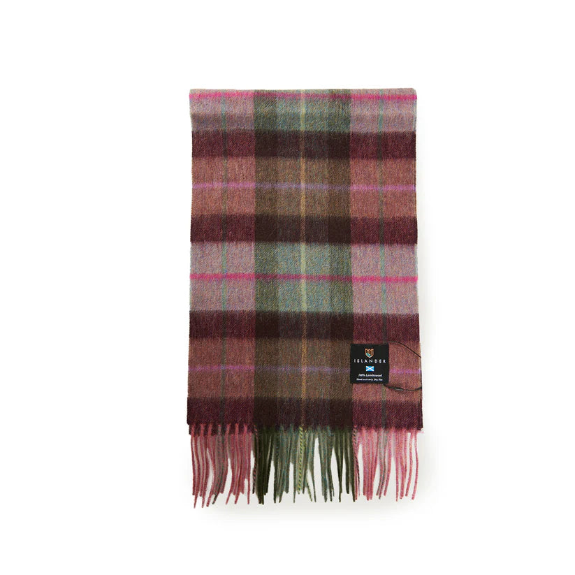 An image of the Islander Lambswool Scarf