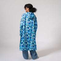 An image of the Mac in a Sac Festival Poncho