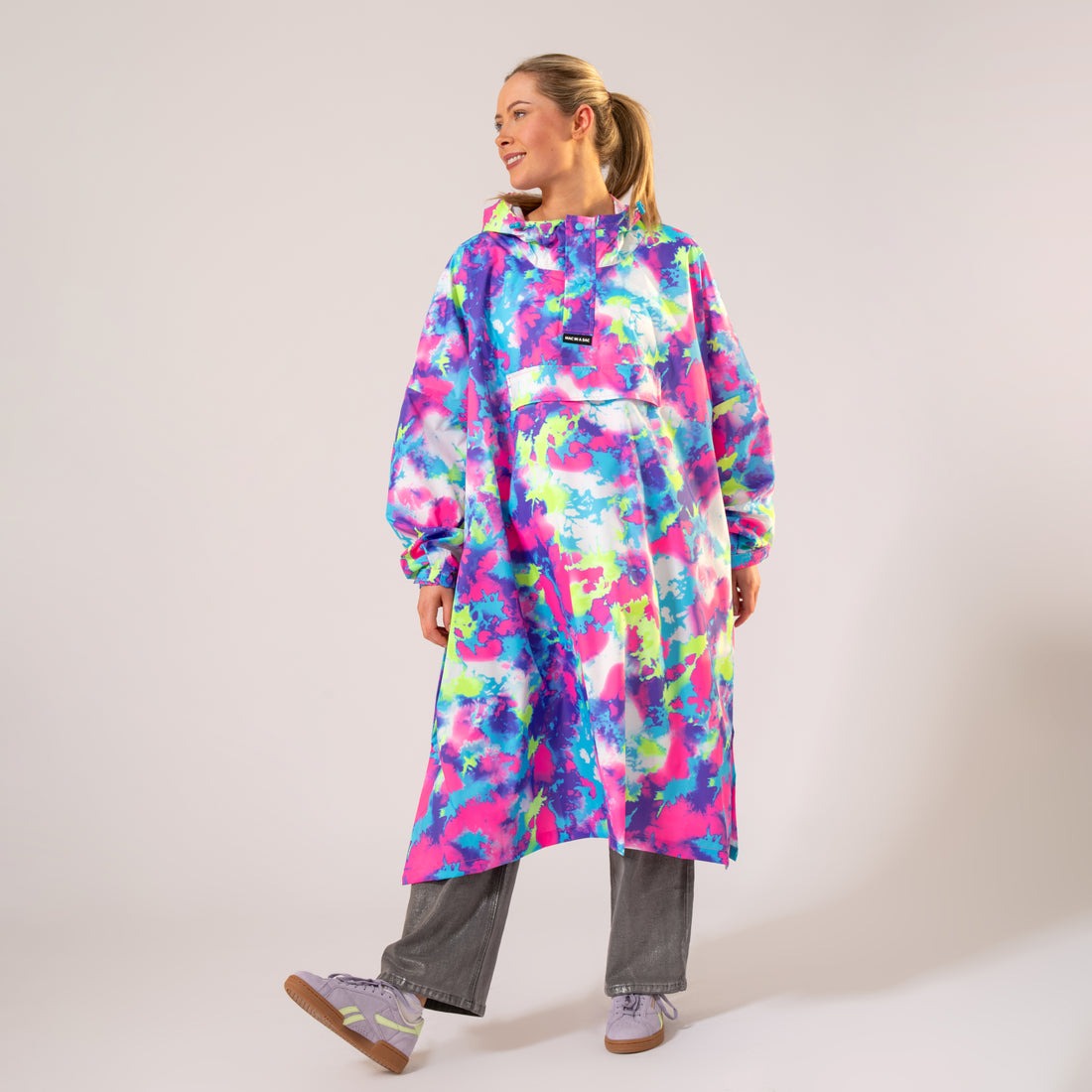 An image of the Mac in a Sac Festival Poncho