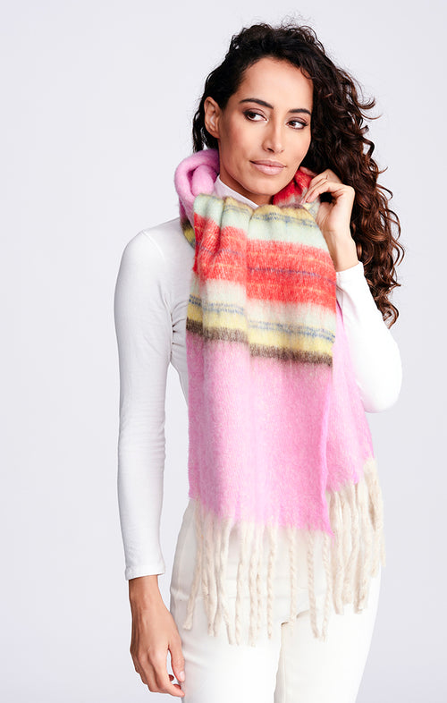 An image of the Pia Rossini Scarf
