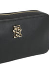 An image of the Tommy Hilfiger Timeless Chain Camera Bag