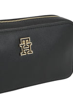 An image of the Tommy Hilfiger Timeless Chain Camera Bag