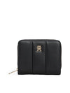 An image of the Tommy Hilfiger Icon Medium Quilted Purse
