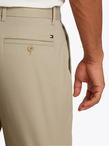 An image of the Tommy Hilfiger Harlem Shorts 1985