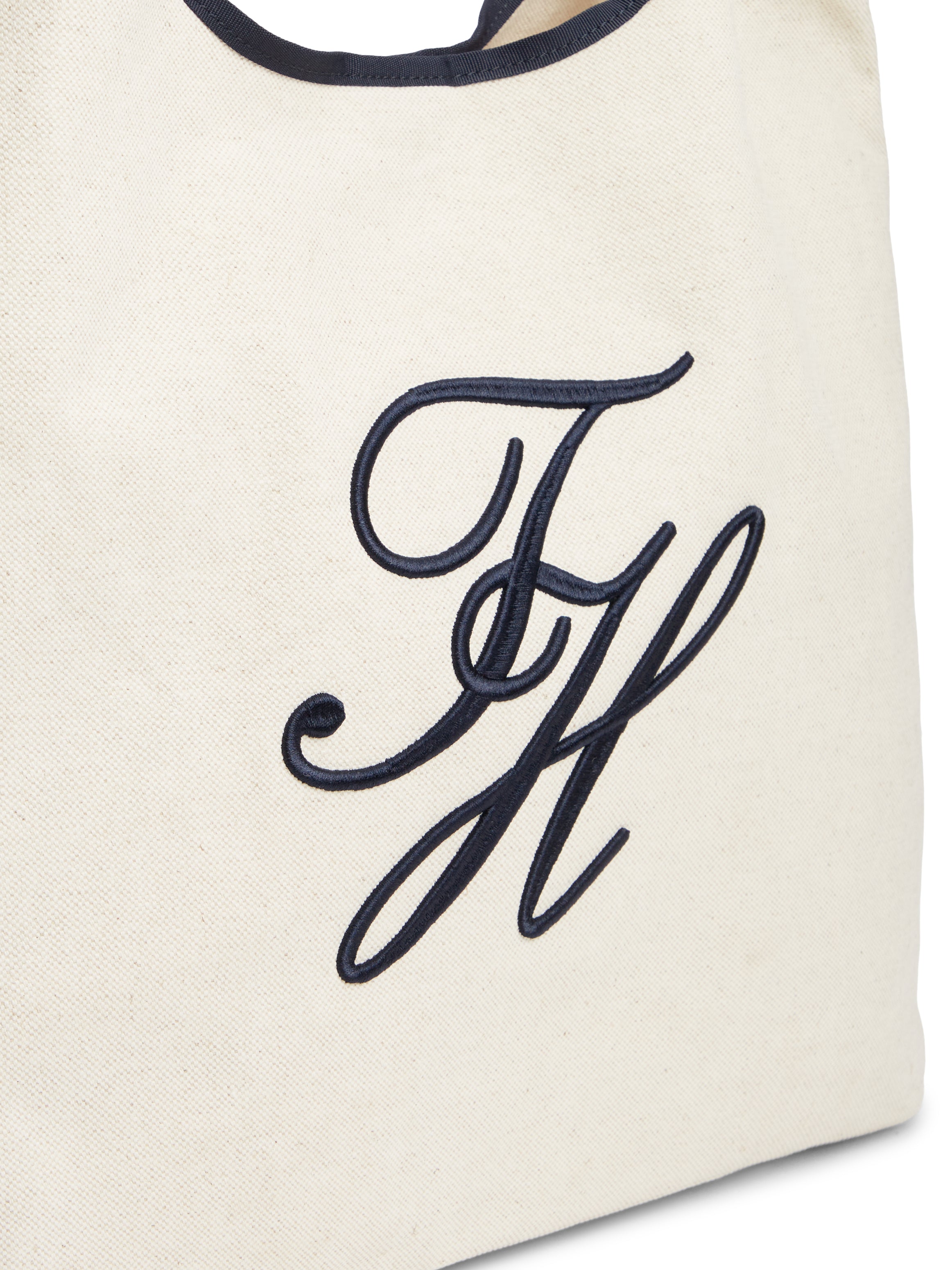 An image of the Tommy Hilfiger Summer Tote Canvas