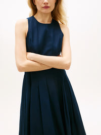 An image of the Tommy Hilfiger Linen Blend Hourglass Midi Dress