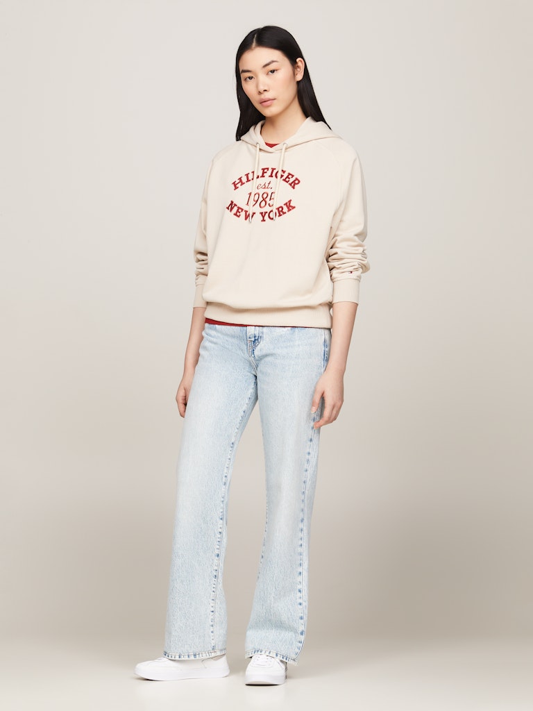 Tommy hilfiger boyfriend logo hoodie hotsell