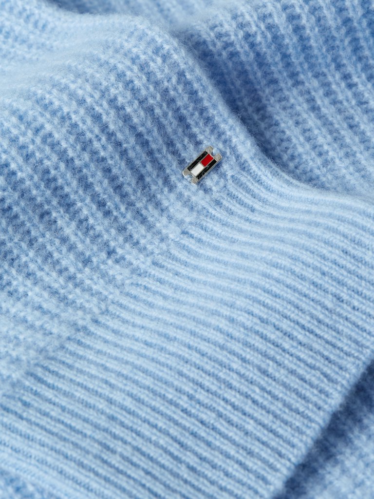 An image of the Tommy Hilfiger Script Soft Wool V-Neck Cardi