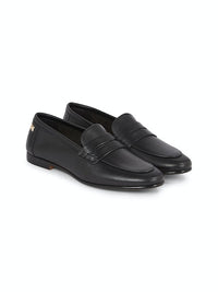 An image of the Tommy Hilfiger Leather Loafer
