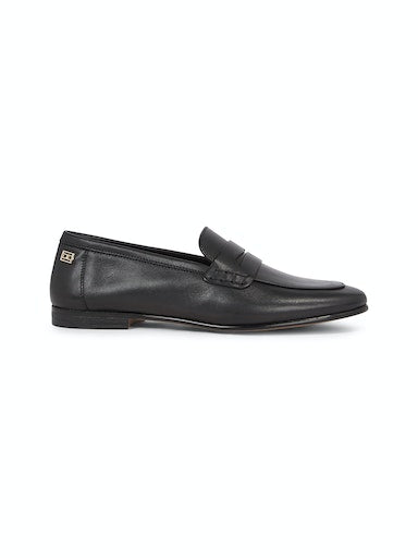 An image of the Tommy Hilfiger Leather Loafer
